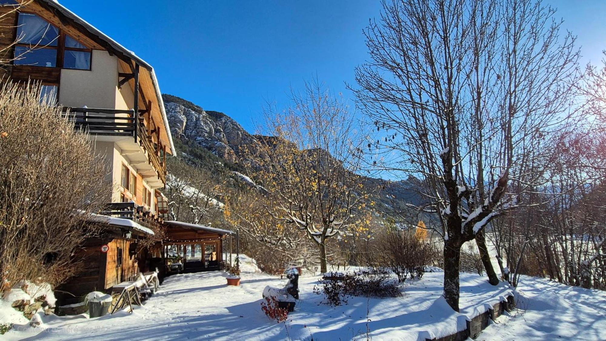 Hotel Restaurant Gites Les 5 Saisons Freissinieres Zewnętrze zdjęcie
