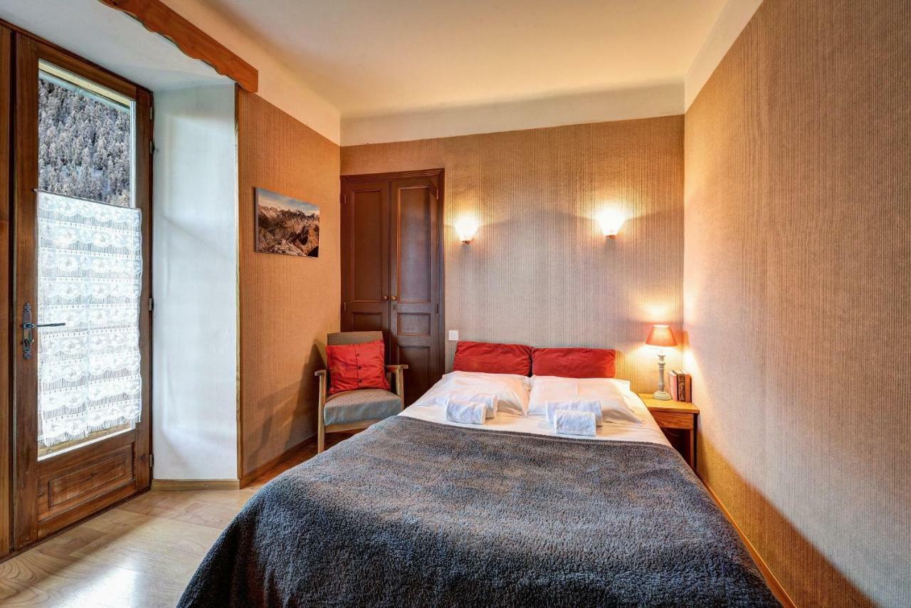 Hotel Restaurant Gites Les 5 Saisons Freissinieres Zewnętrze zdjęcie